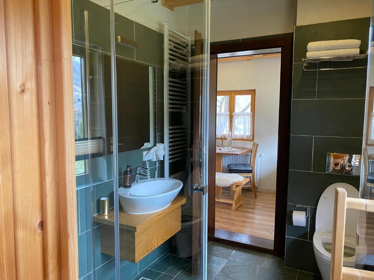 Magnolia Resort Chalets Vişeu de Sus Eksteriør billede