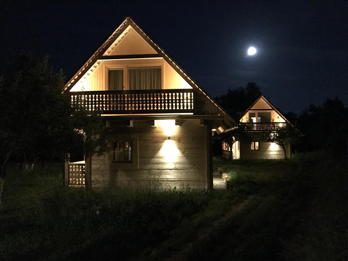 Magnolia Resort Chalets Vişeu de Sus Eksteriør billede