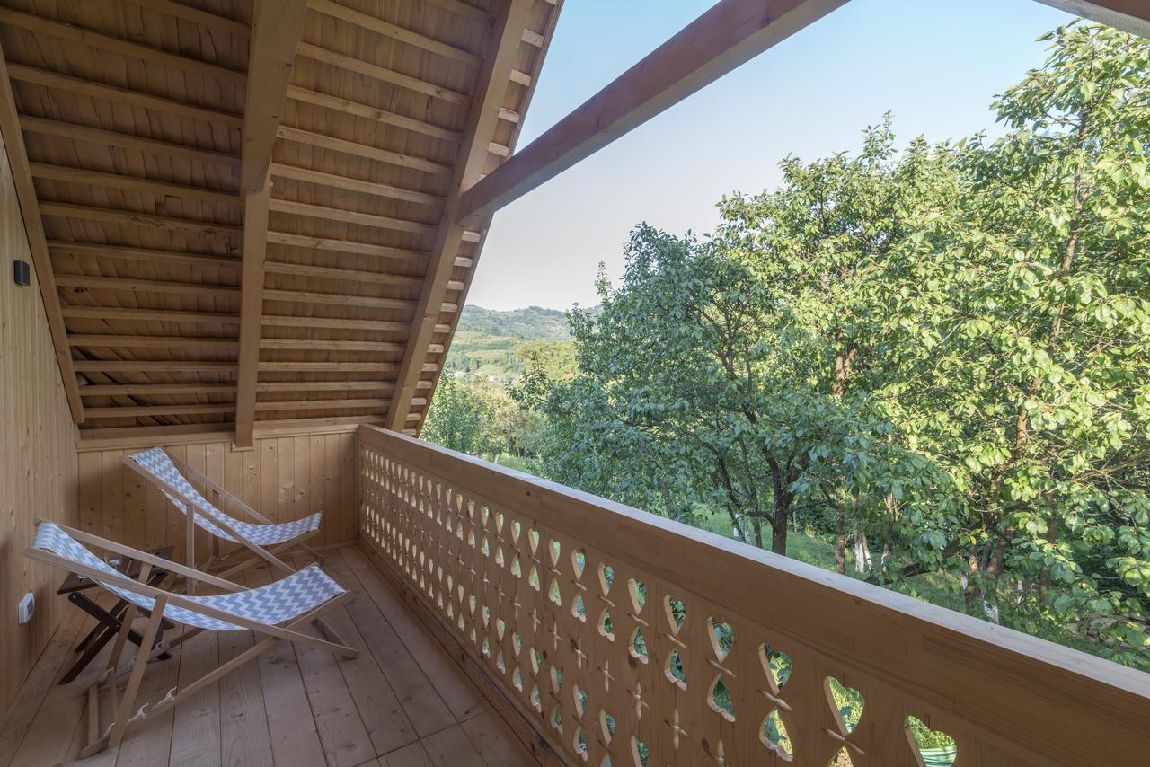 Magnolia Resort Chalets Vişeu de Sus Eksteriør billede