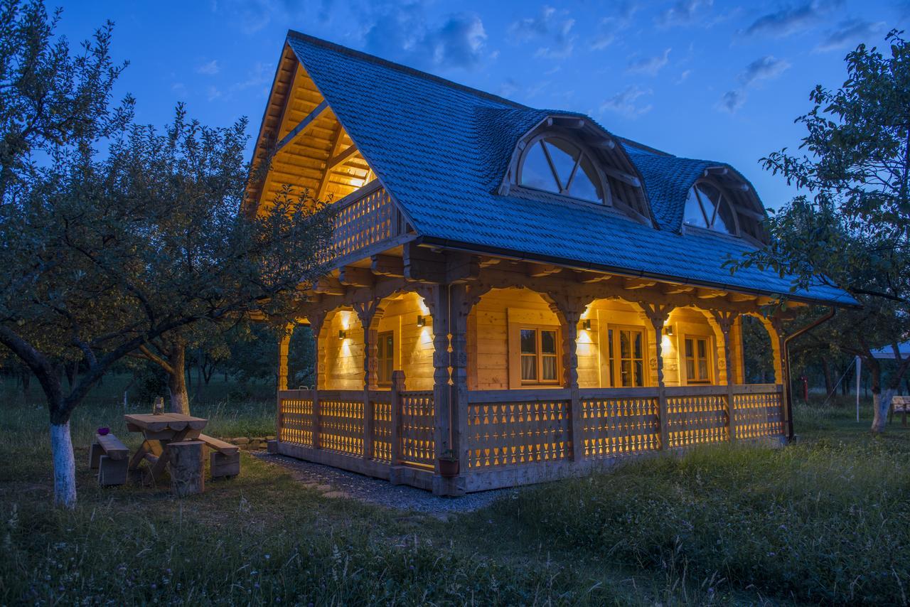 Magnolia Resort Chalets Vişeu de Sus Eksteriør billede